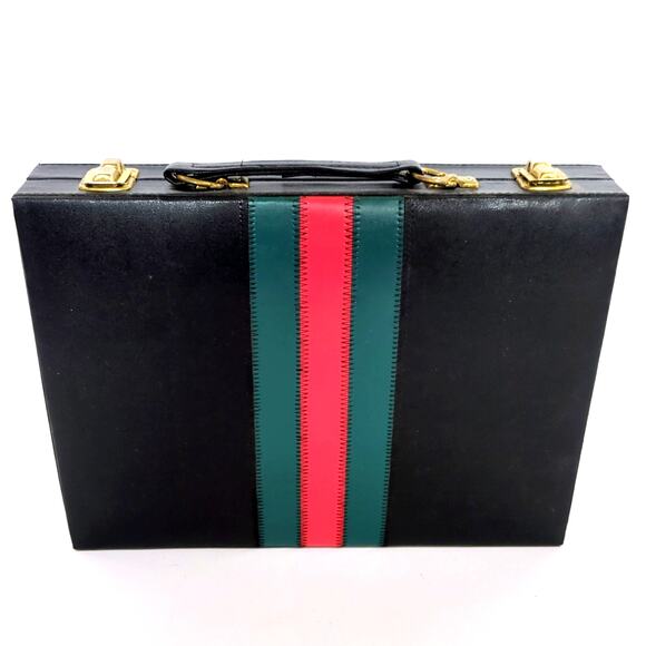 Vintage Backgammon Board Game Faux Leather Case Black Red Green Complete - Picture 2 of 2